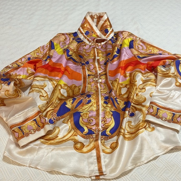 Two piece set - Picture 3 of 3